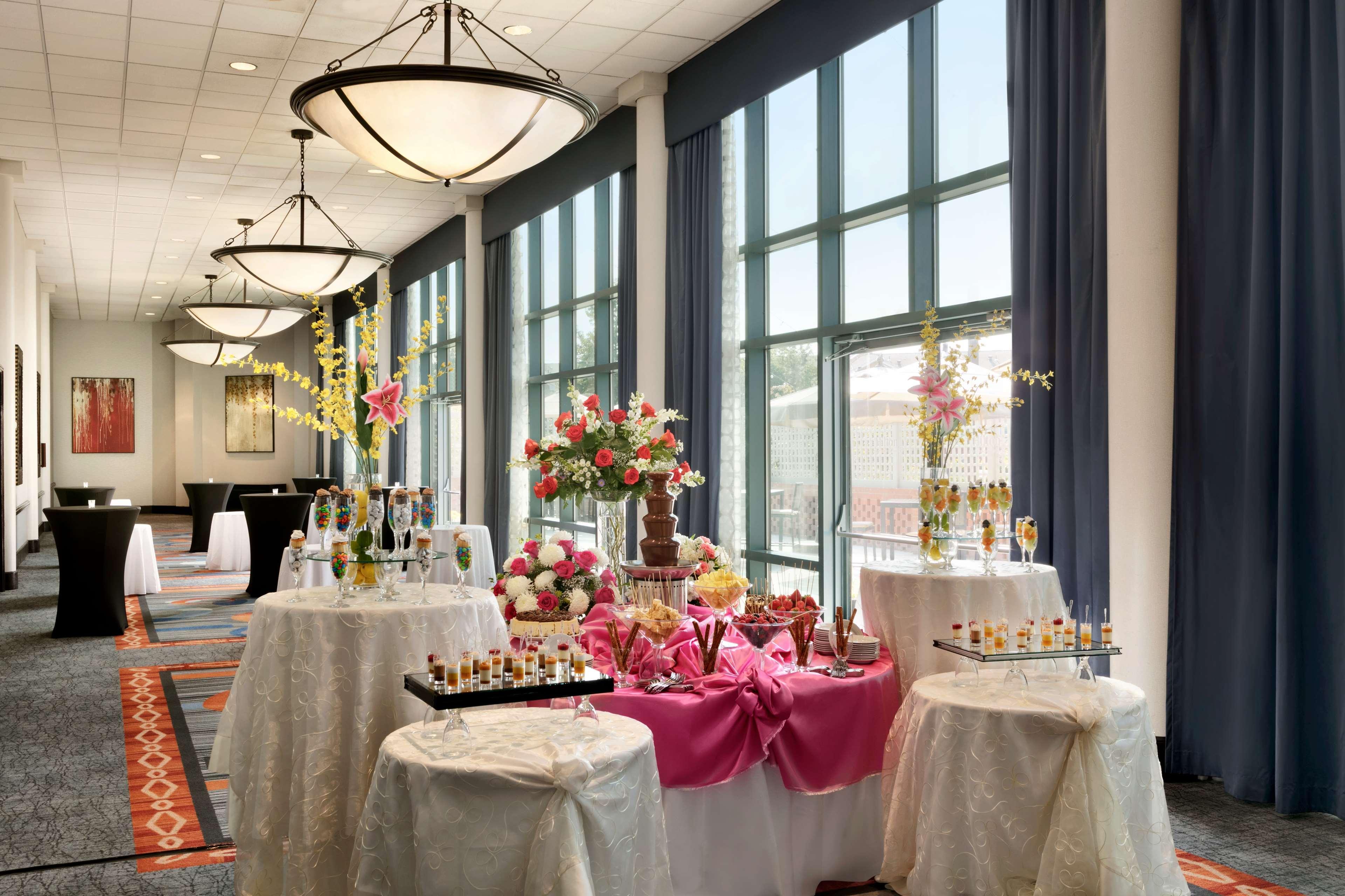 Hilton Long Island/Huntington Hotel Melville Exterior foto