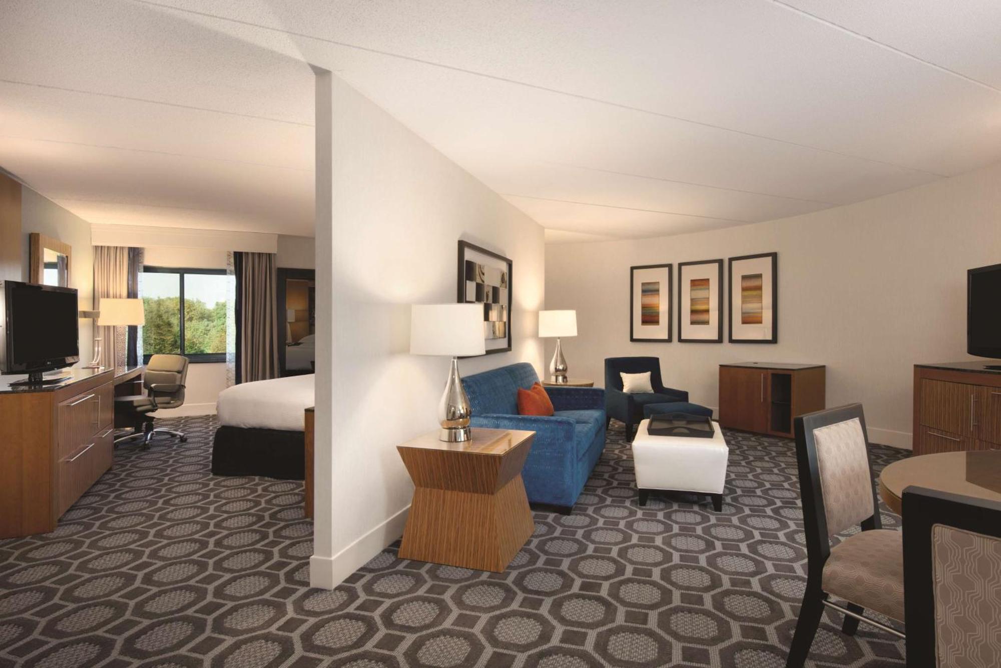 Hilton Long Island/Huntington Hotel Melville Exterior foto