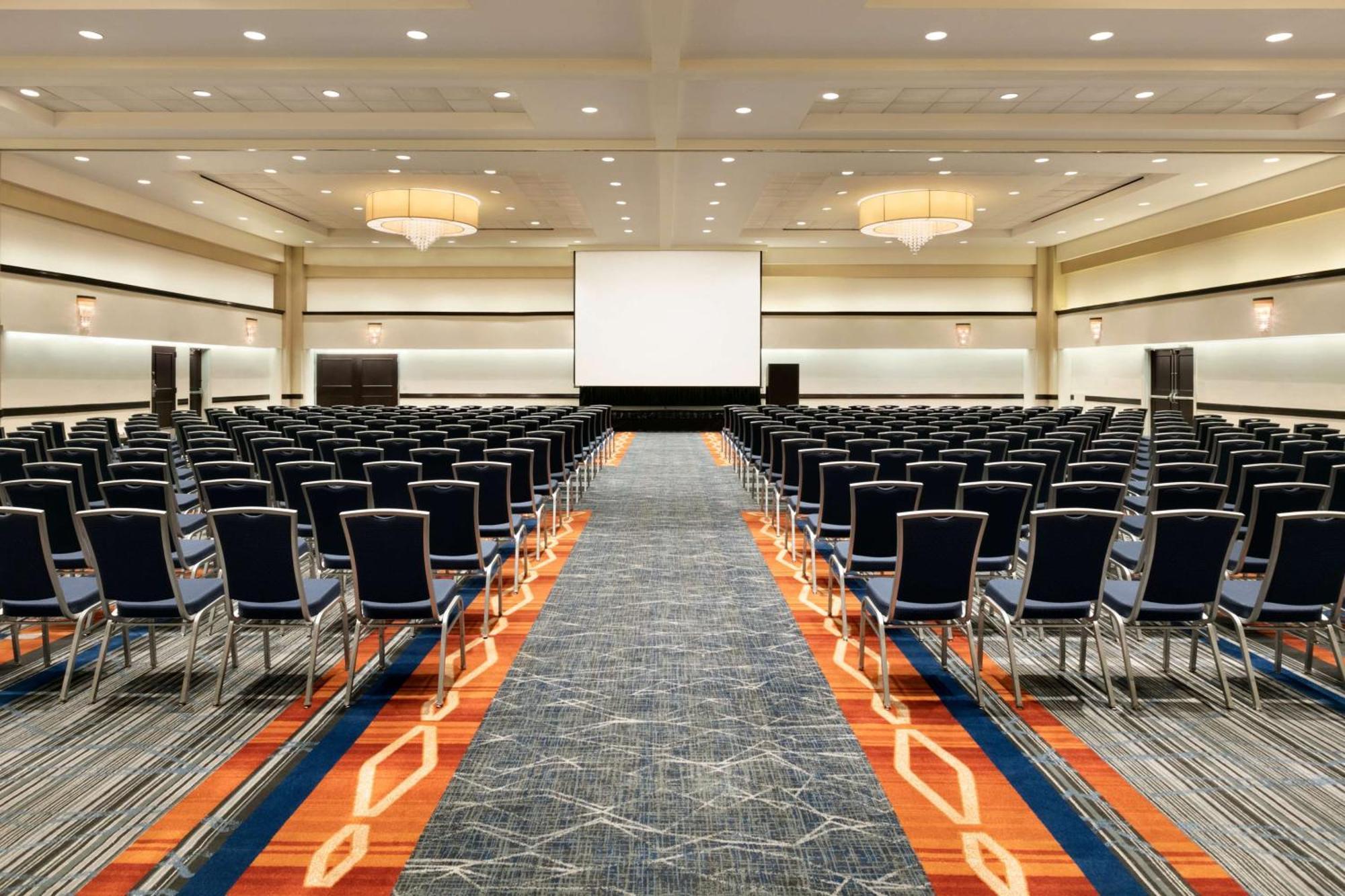 Hilton Long Island/Huntington Hotel Melville Exterior foto